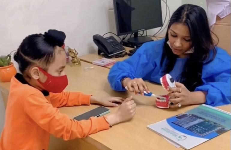 Dr Anukriti With Kid Patient